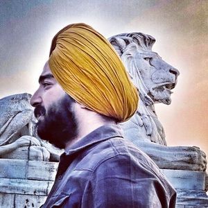 Meet your Posher, Amrit